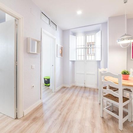 Apartamentos Alfaqueque A Siviglia Esterno foto
