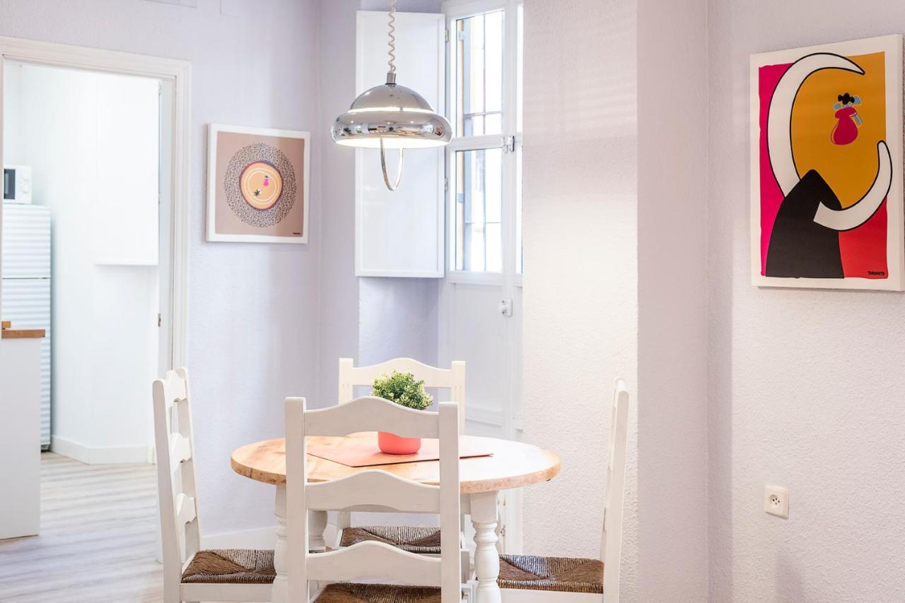 Apartamentos Alfaqueque A Siviglia Esterno foto