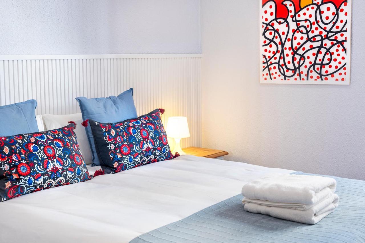 Apartamentos Alfaqueque A Siviglia Esterno foto