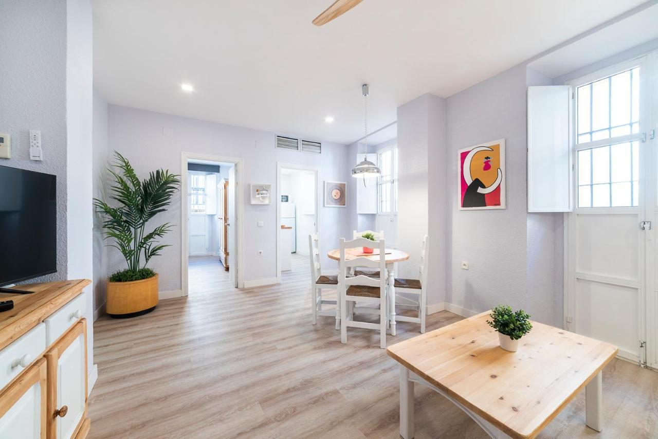 Apartamentos Alfaqueque A Siviglia Esterno foto