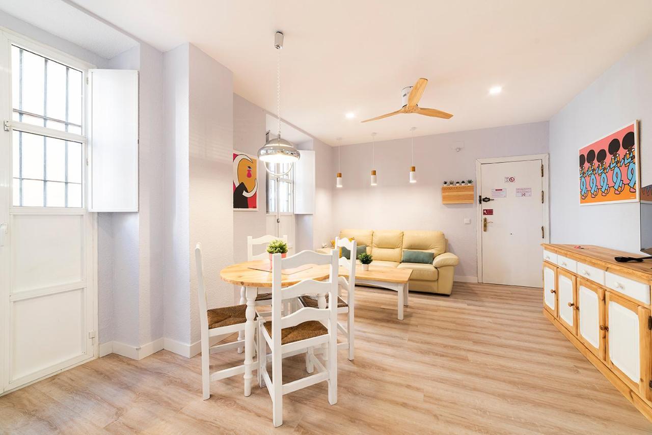 Apartamentos Alfaqueque A Siviglia Esterno foto