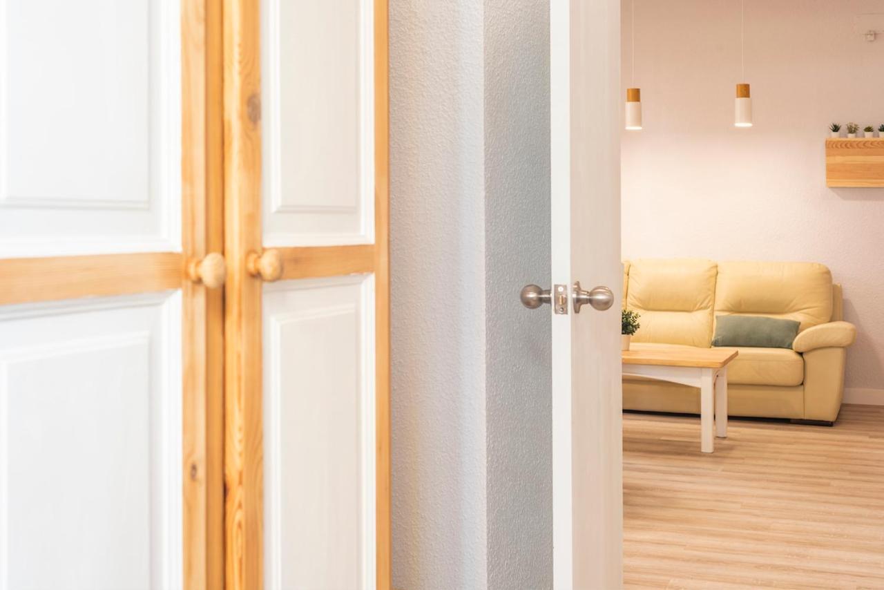 Apartamentos Alfaqueque A Siviglia Esterno foto